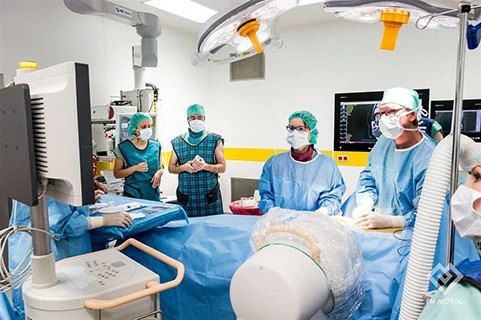 robotic surgery at motol hospital
