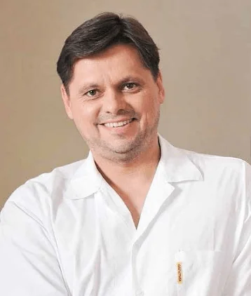 Проф. Владислав Господар