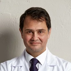 Проф. Мурат Безер