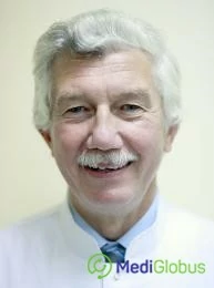 doctor orthopedist