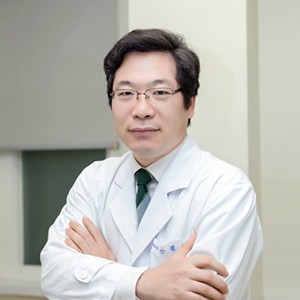 Трансплантолог Сун Чул Ан из медицинского центра Асан