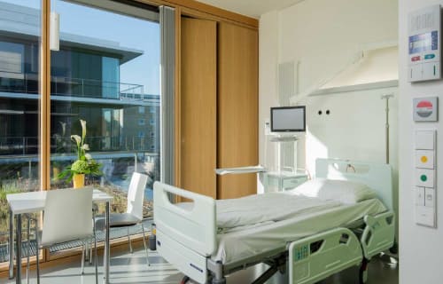 allianz dusseldorf hospital room