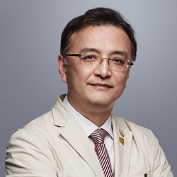 Проф. Чхоль-Ву Ян (Prof. Chul-Woo Yang)